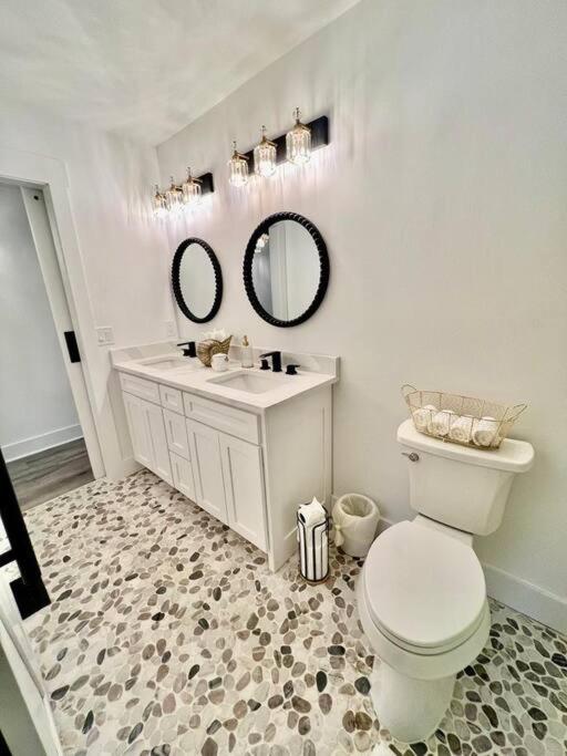 Luxury City Loft In Gainesville B Extérieur photo